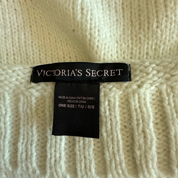 Victoria’s Secret Ivory Knit Neck Scarf – Bling Gem Detail – One Size - Picture 3 of 4